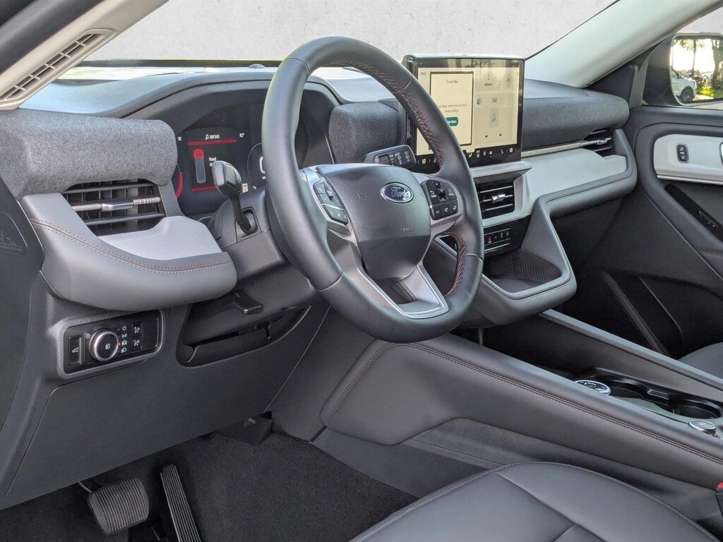 New 2026 Ford Explorer Active w/200A Pkg SUV