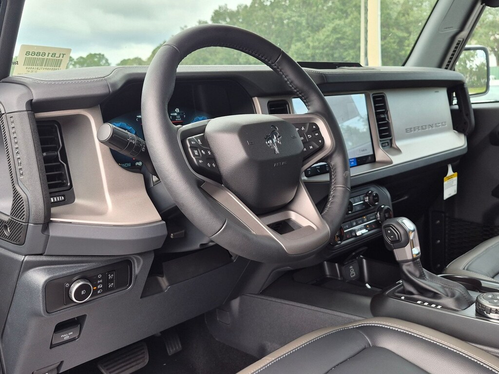 New 2026 Ford Bronco Outer Banks SUV