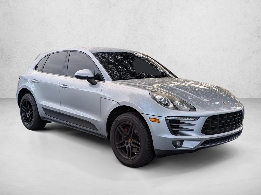 Used 2018 Porsche Macan SUV