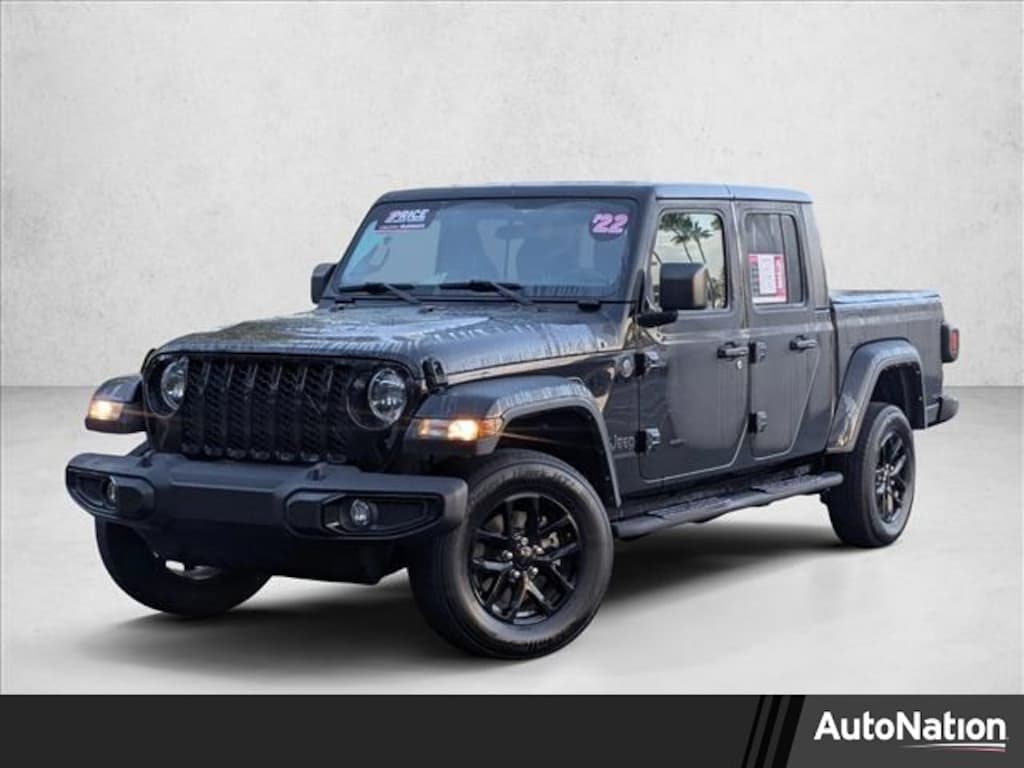 Used 2022 Jeep Gladiator Altitude Truck Crew Cab
