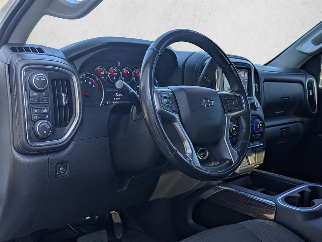 Used 2021 Chevrolet Silverado 1500 RST Truck Crew Cab