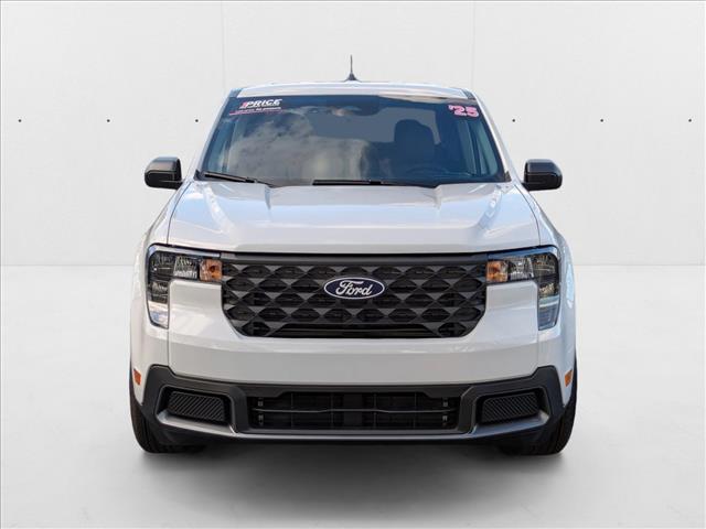 2025 Ford Maverick XLT photo 2