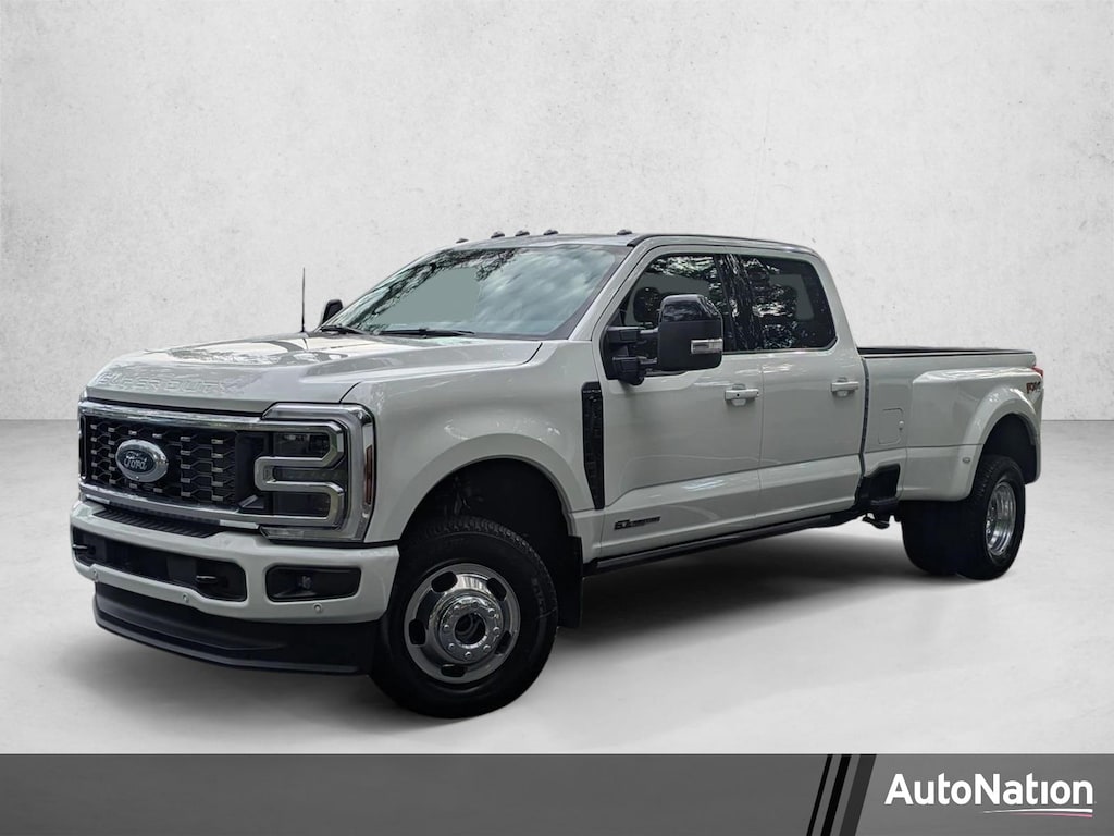 New 2026 Ford F-350 Platinum Truck Crew Cab