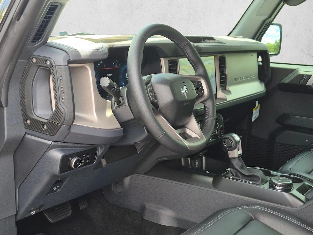 New 2026 Ford Bronco Outer Banks SUV