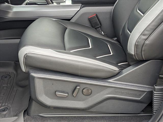2025 Ford F-150 XLT photo 4