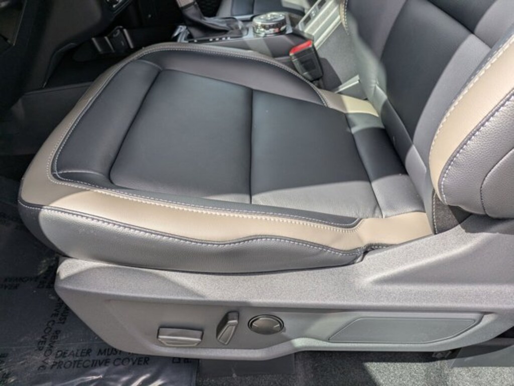 New 2025 Ford Bronco Outer Banks SUV