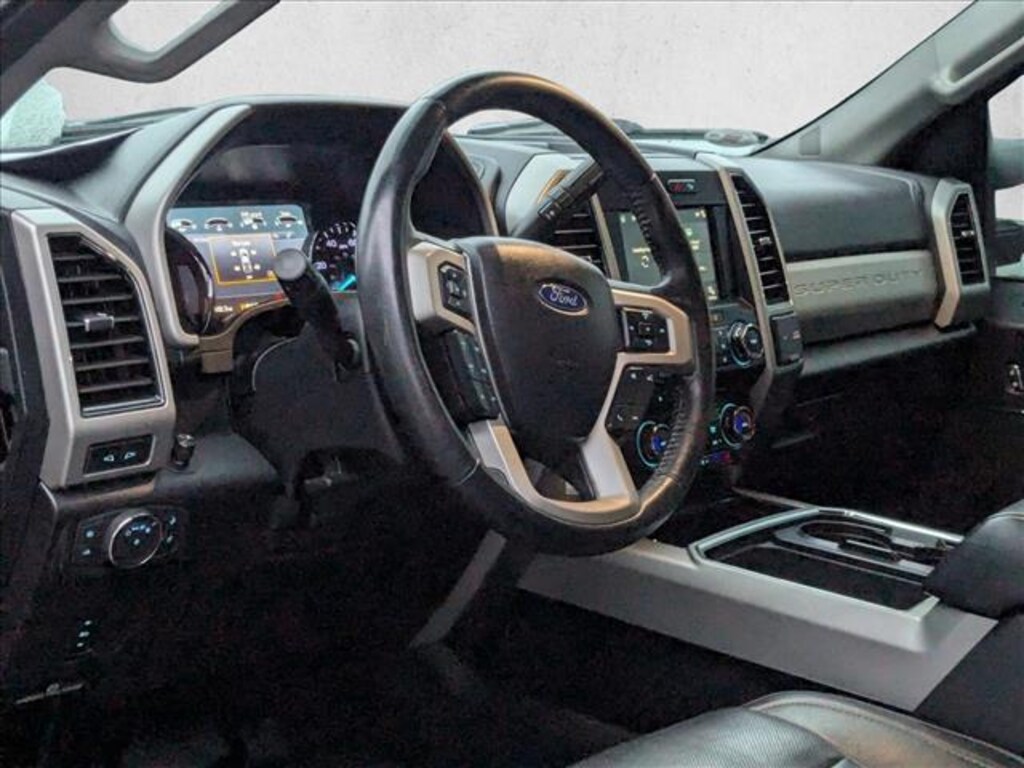 Used 2018 Ford F-350 LARIAT Truck Crew Cab