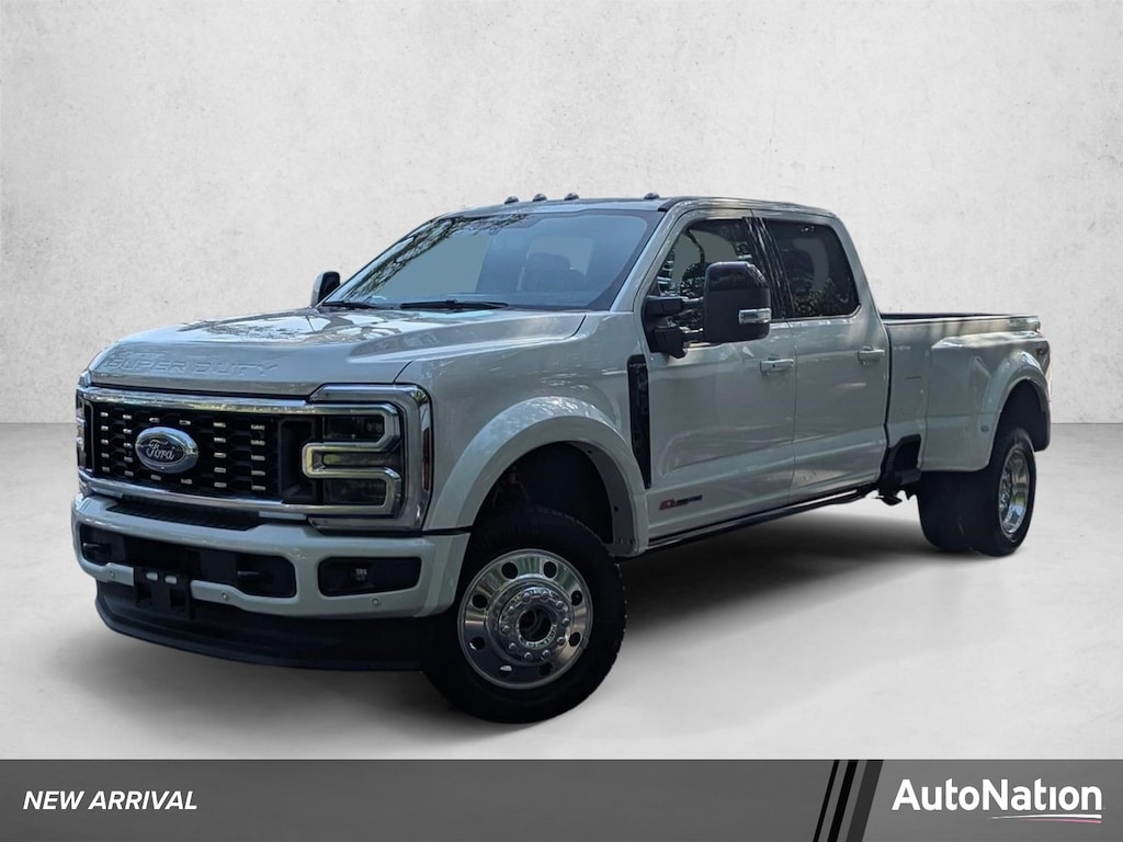 New 2026 Ford F-450 Platinum Truck Crew Cab