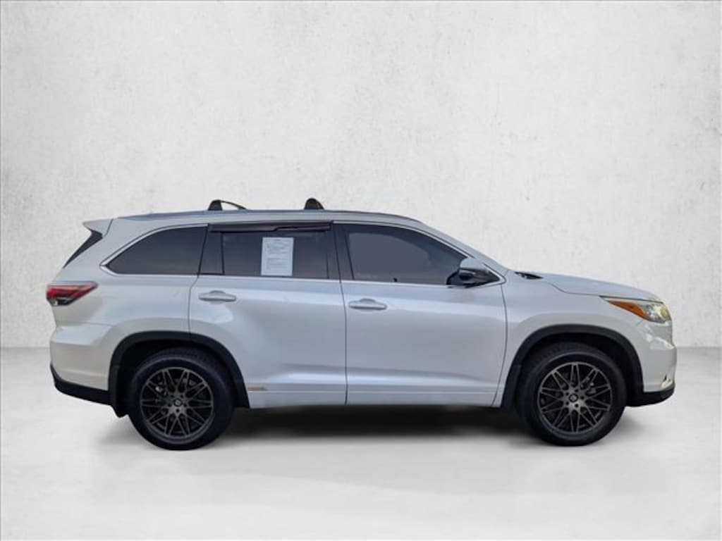 Used 2014 Toyota Highlander Limited Platinum SUV