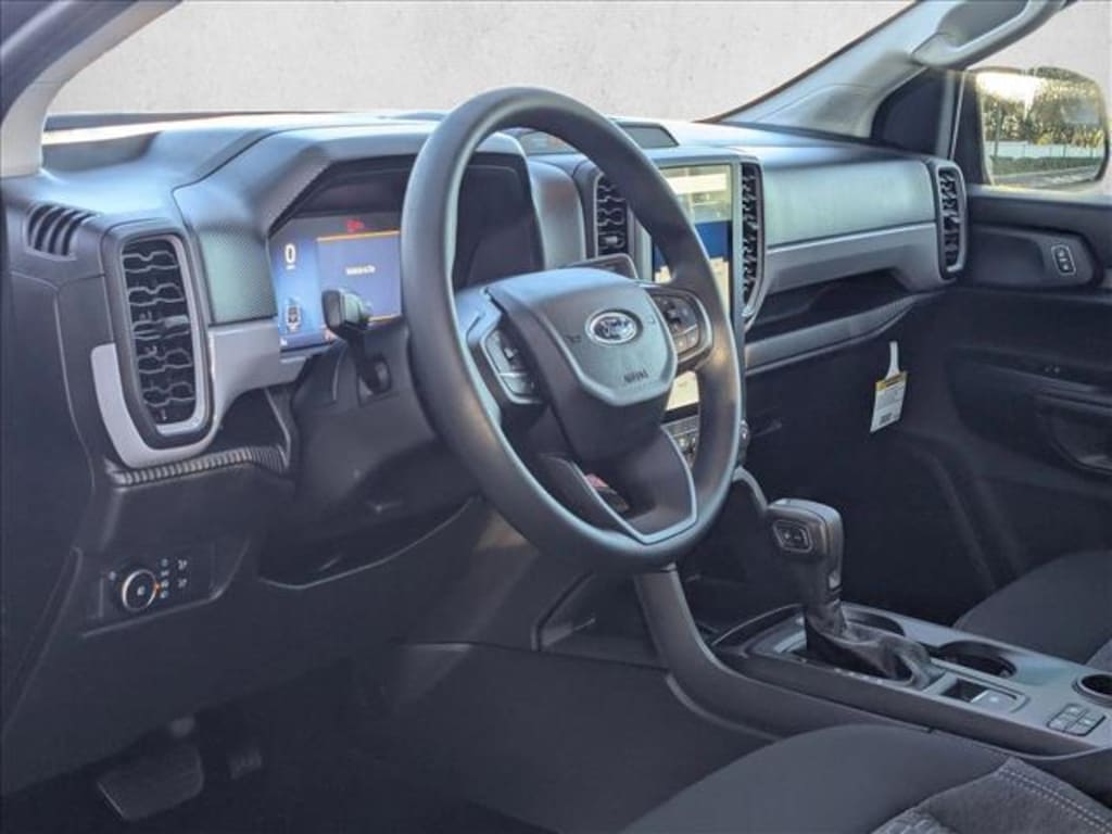 New 2025 Ford Ranger XL Truck SuperCrew