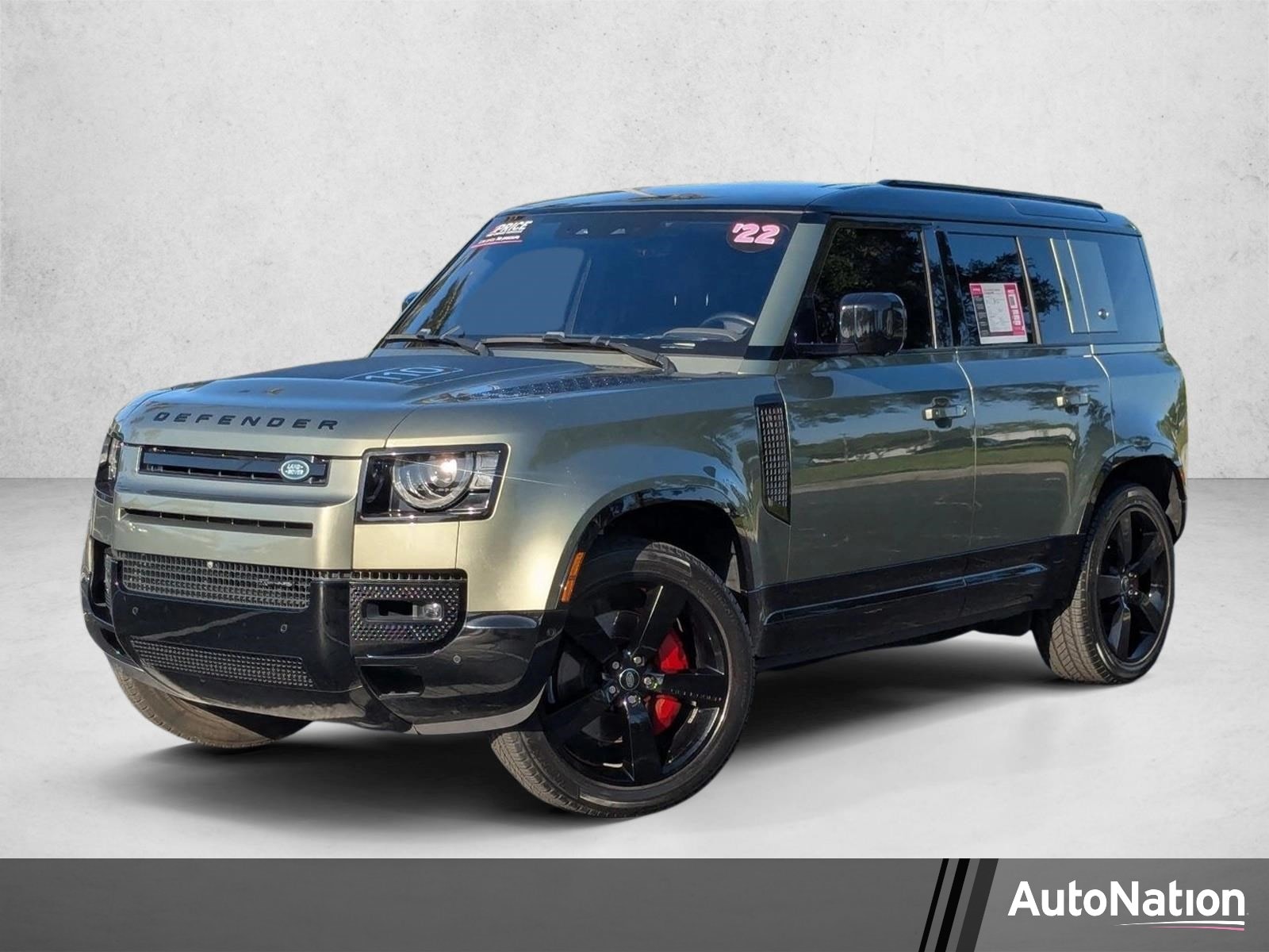 2022 Land Rover Defender X-Dynamic HSE's photo