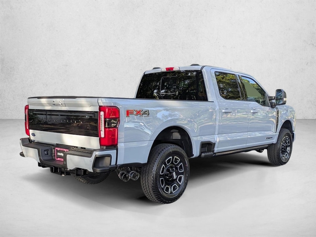 New 2026 Ford F-350 Platinum Truck Crew Cab