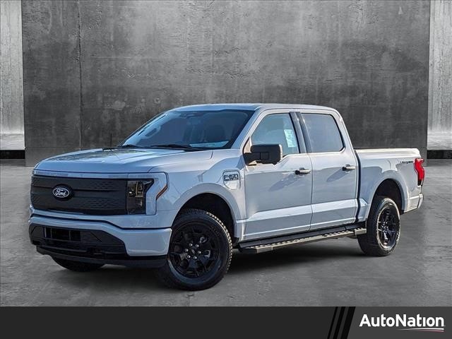 2025 Ford F-150 Lightning XLT's photo