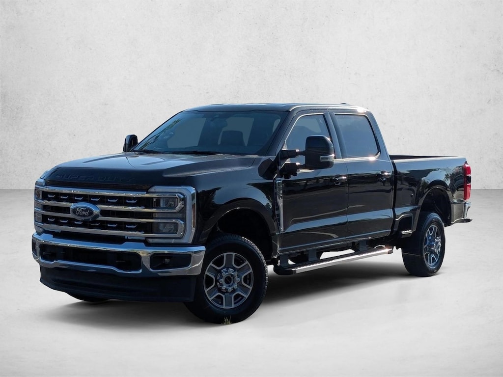 New 2026 Ford F-350 LARIAT Truck Crew Cab