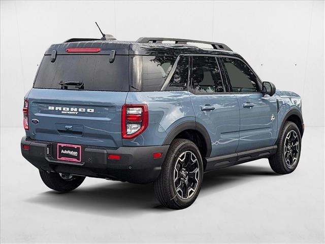 2025 Ford Bronco Sport Outer Banks photo 2