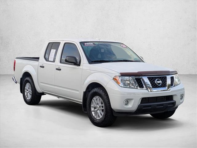 2016 Nissan Frontier Crew Cab SV photo 3