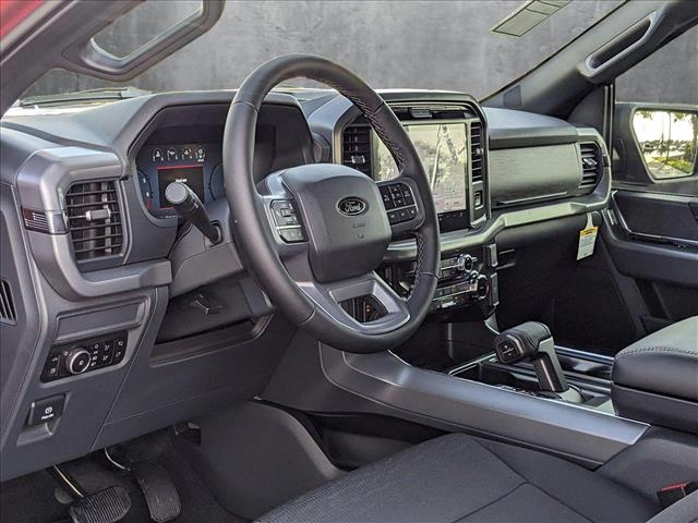 2025 Ford F-150 XLT photo 3