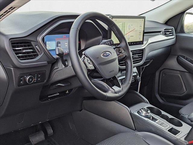 2025 Ford Escape photo 3