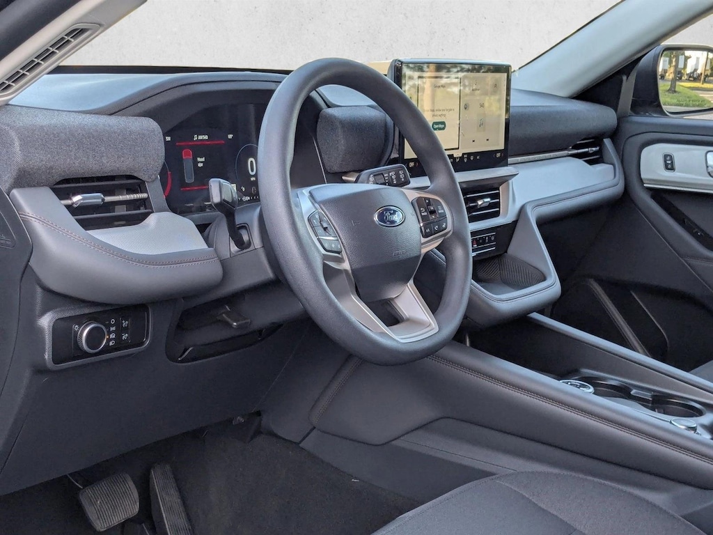 New 2026 Ford Explorer Active w/100A Pkg SUV