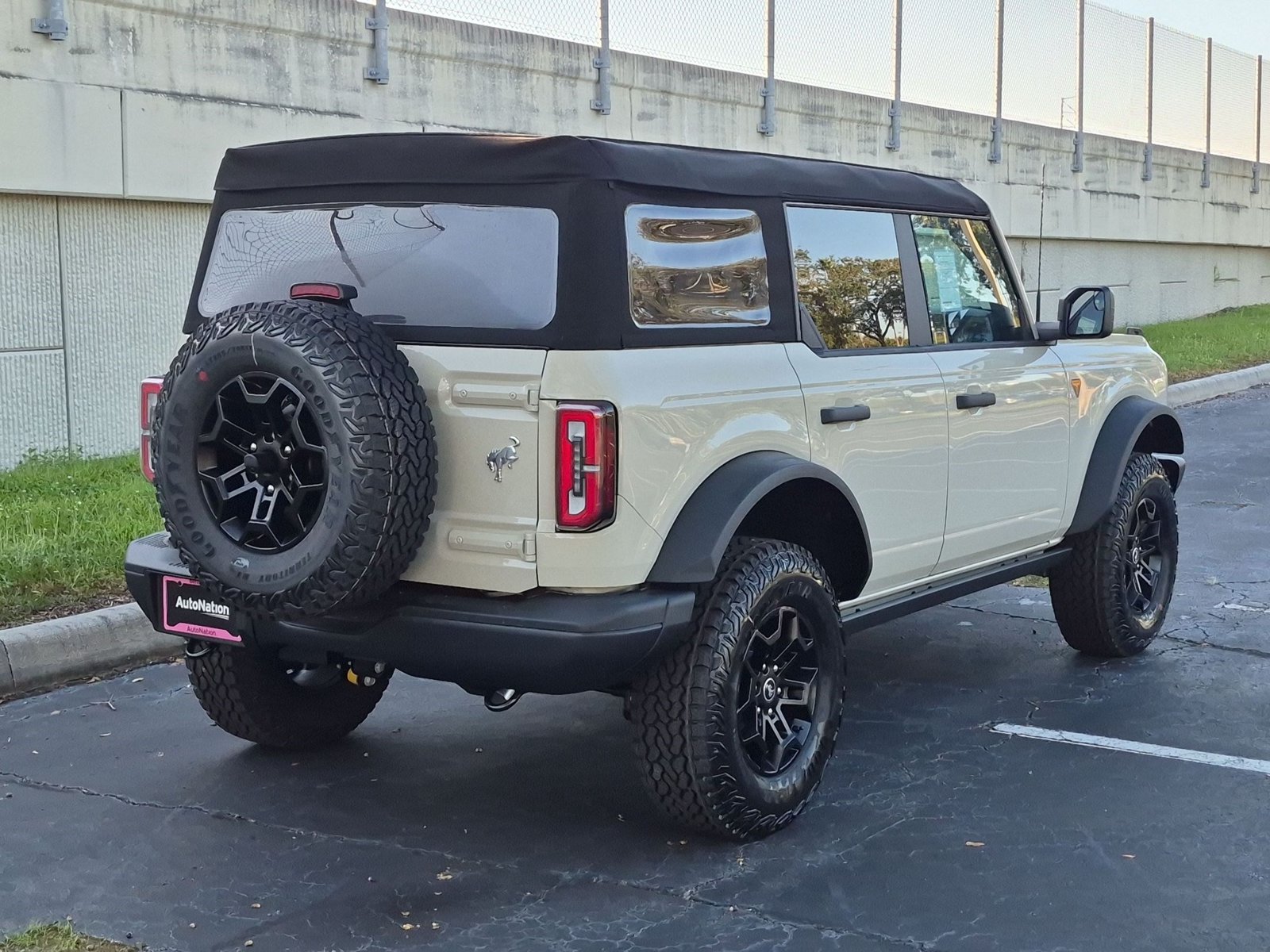 New 2026 Ford Bronco Badlands SUV