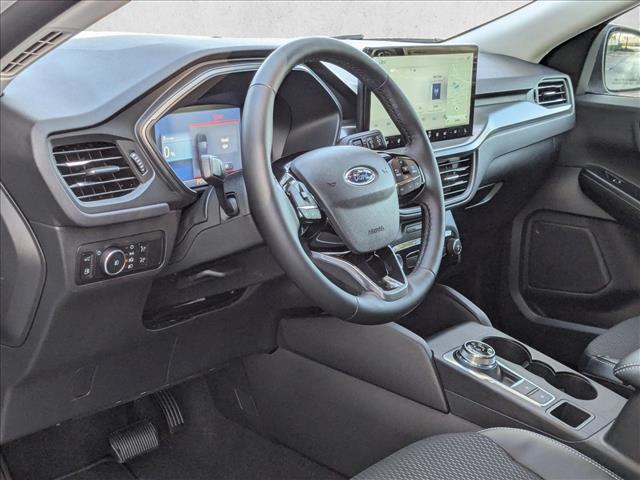 2026 Ford Escape photo 3