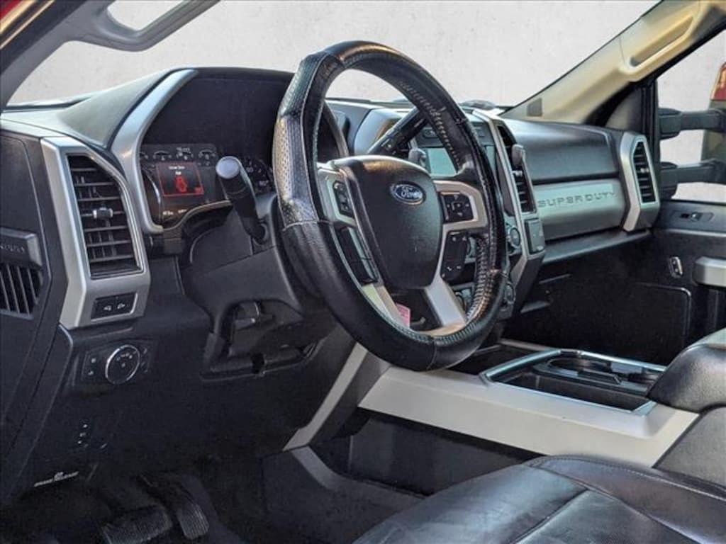 Used 2019 Ford F-350 LARIAT Truck Crew Cab