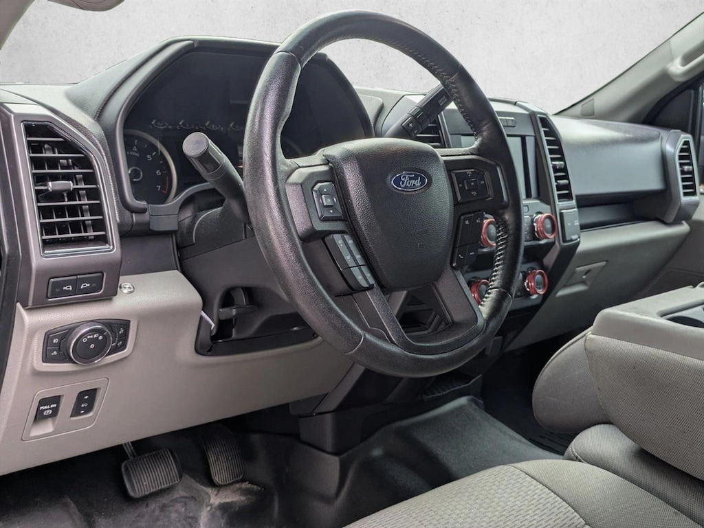 Used 2019 Ford F-150 XLT Truck SuperCrew Cab