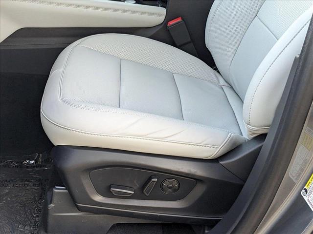 2025 Ford Explorer Platinum photo 4