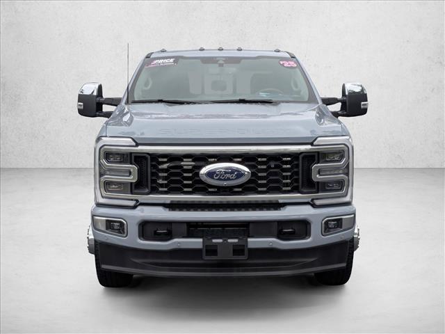2025 Ford F-350 Platinum photo 2