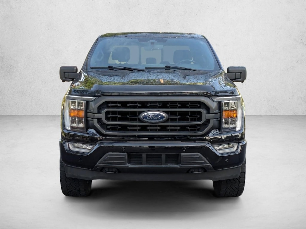 Used 2022 Ford F-150 XLT Truck SuperCrew Cab
