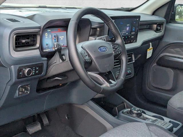 2025 Ford Maverick XLT photo 3