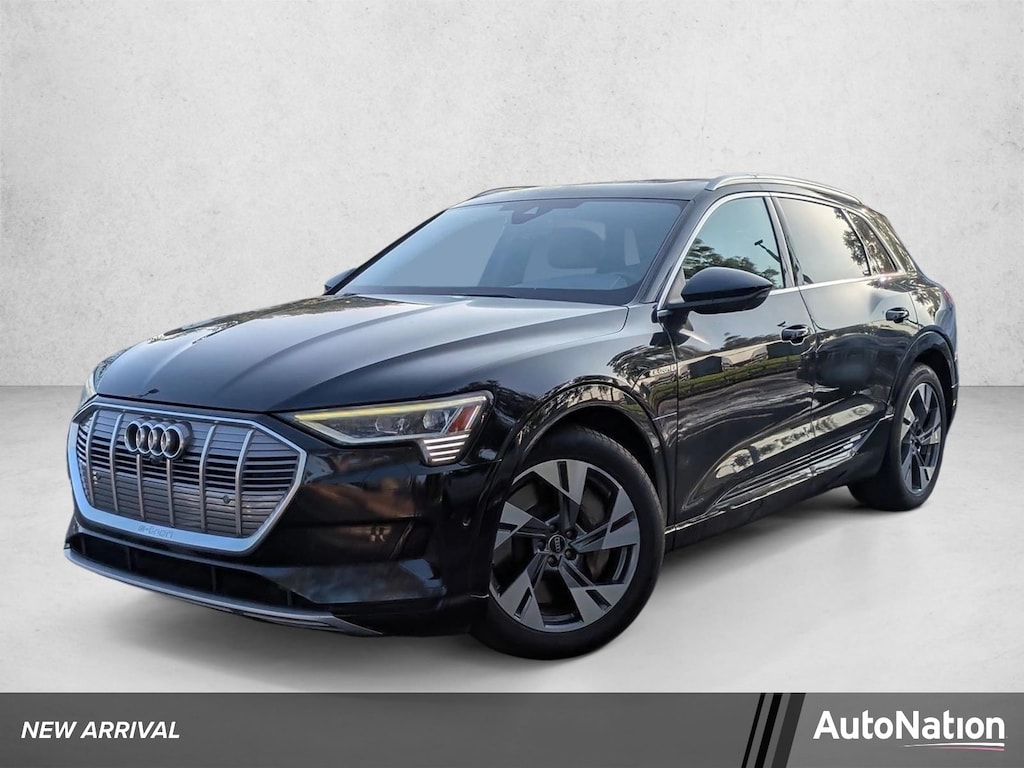 Used 2022 Audi e-tron Premium Plus SUV