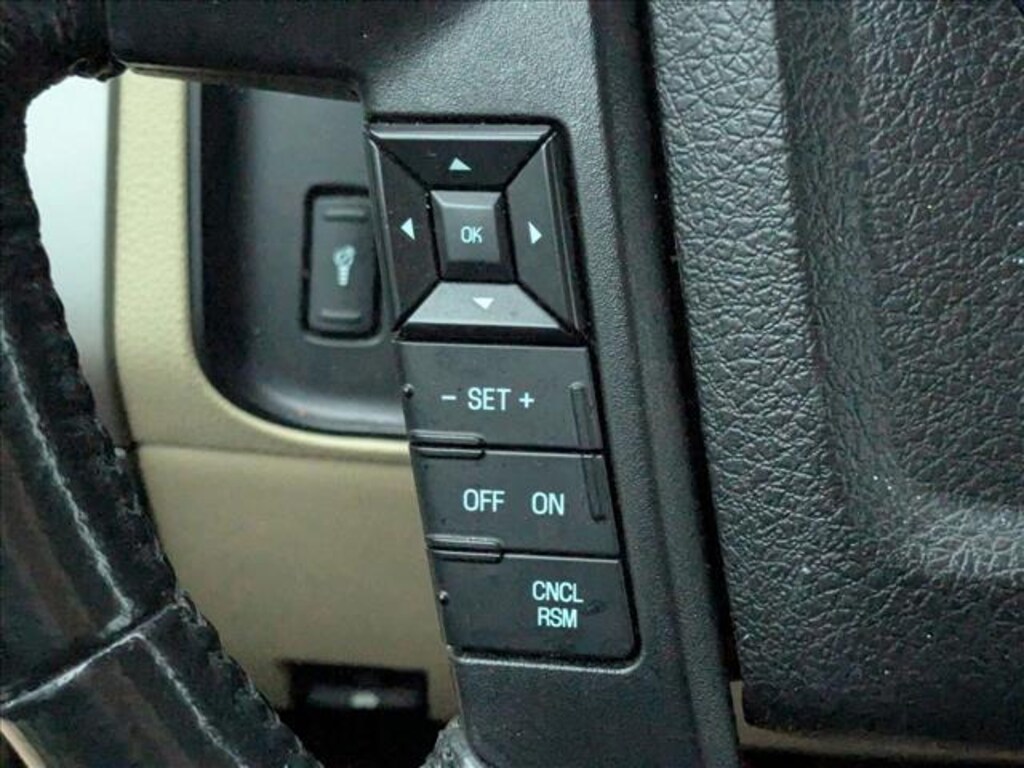 Used 2016 Ford Expedition XLT SUV