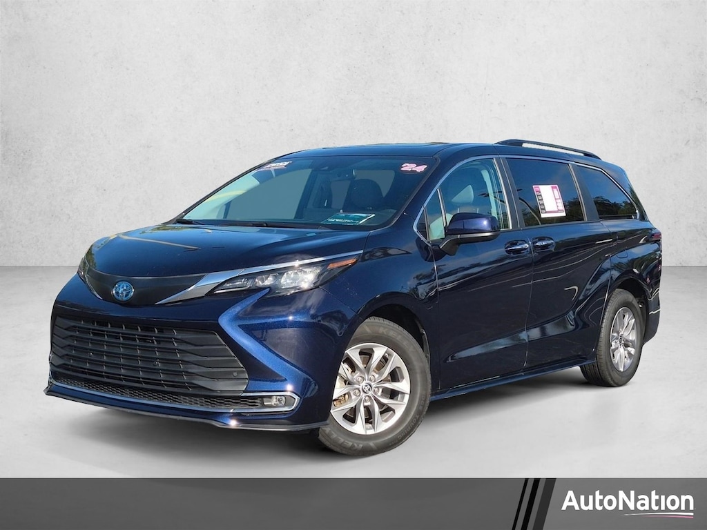 Used 2024 Toyota Sienna XLE Van Passenger Van