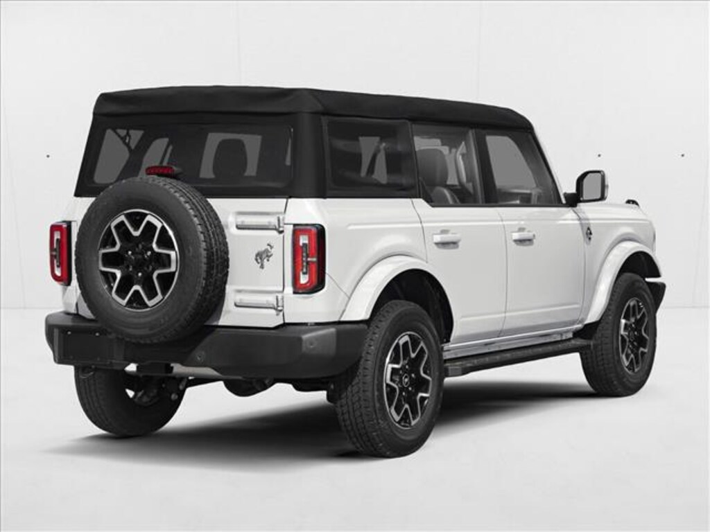 New 2026 Ford Bronco Outer Banks SUV