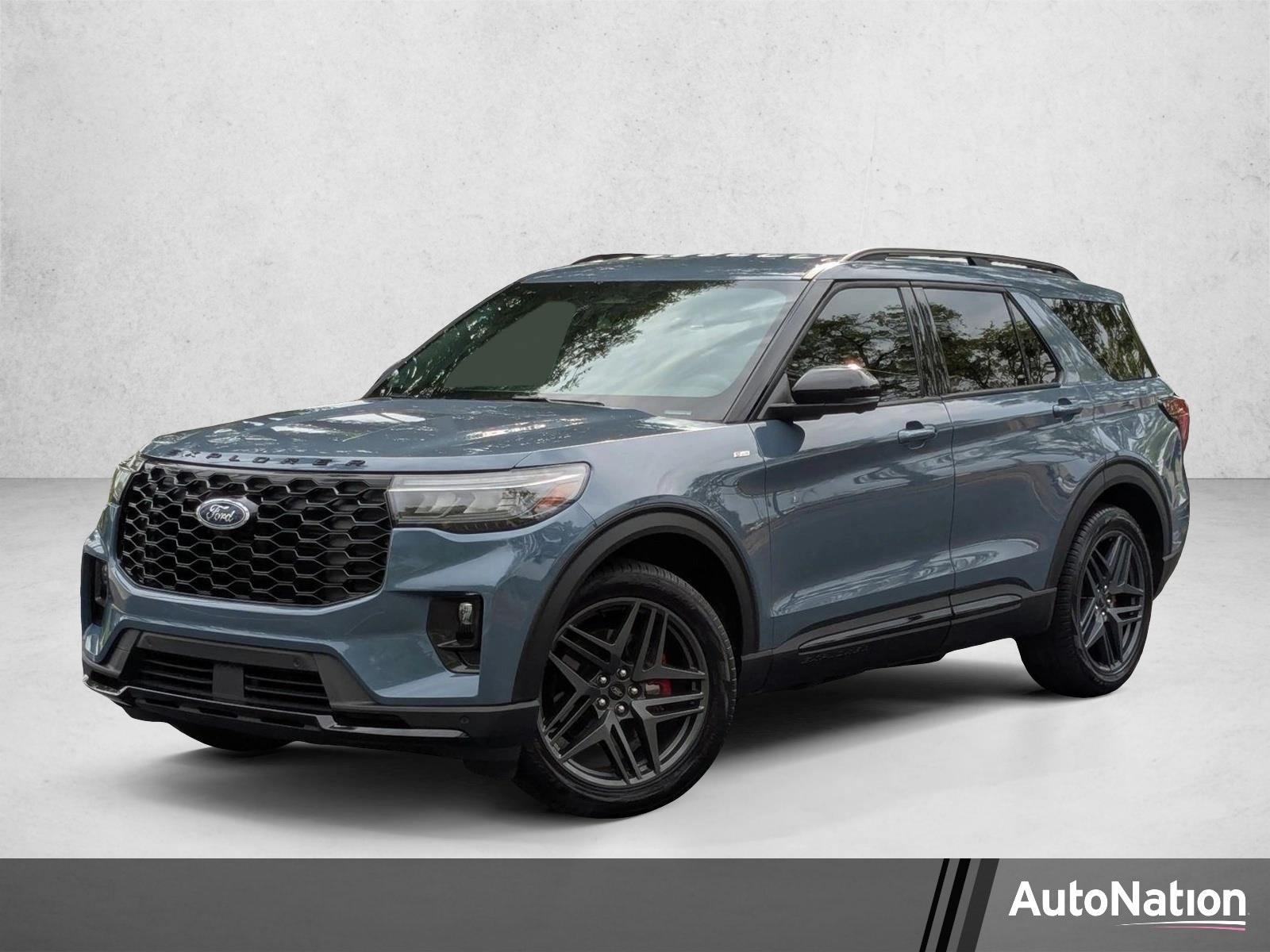2025 Ford Explorer ST-LINE RWD (PL535)'s photo