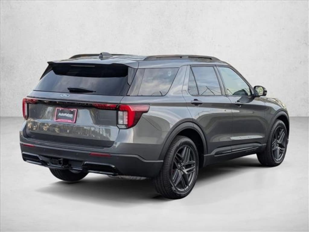New 2026 Ford Explorer ST-Line SUV