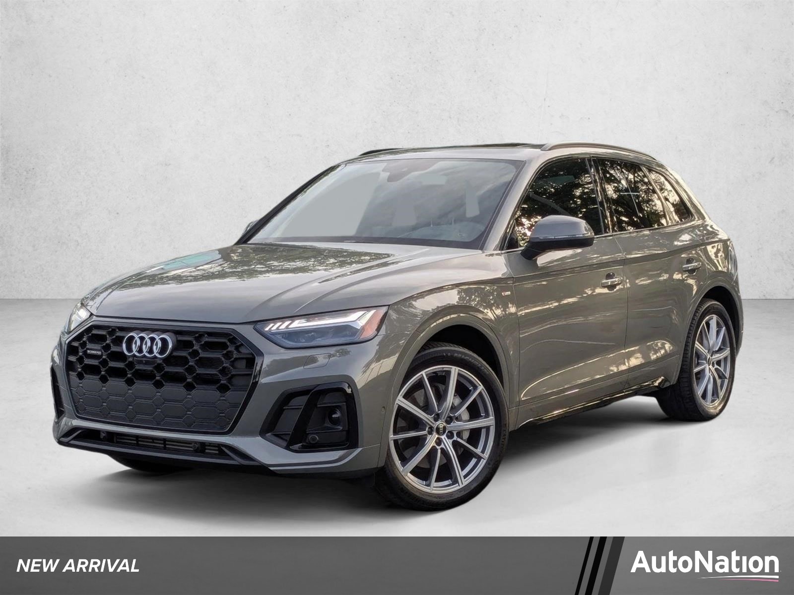 2023 Audi Q5 55 e Prestige's photo