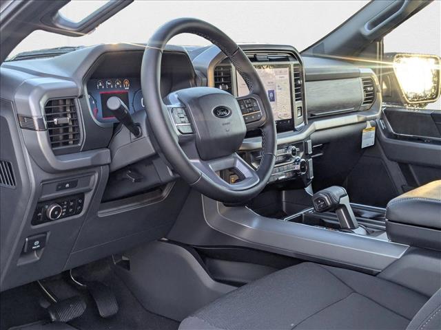 2025 Ford F-150 XLT photo 3