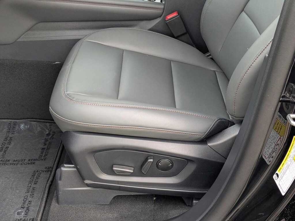 New 2026 Ford Explorer Active w/200A Pkg SUV