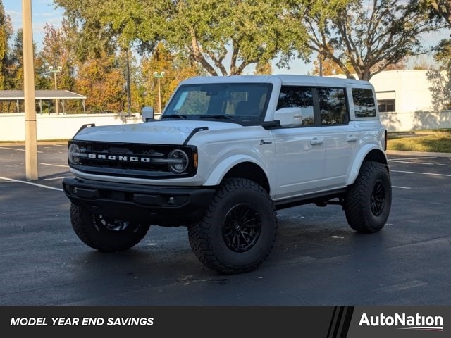 2025 Ford Bronco 4-Door Outer Banks's photo