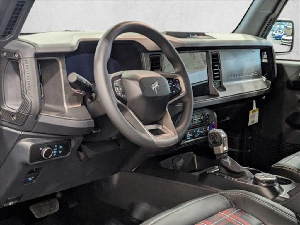 New 2025 Ford Bronco Base SUV