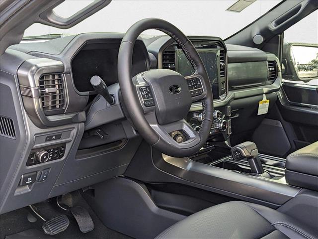 2025 Ford F-150 Lariat photo 3
