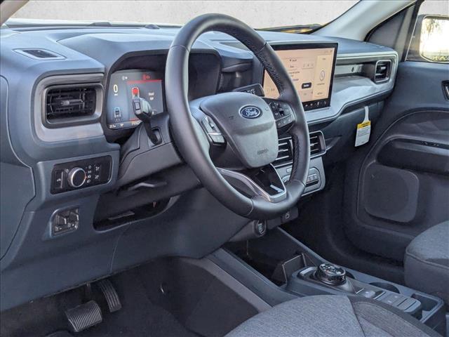 2025 Ford Maverick XLT photo 3