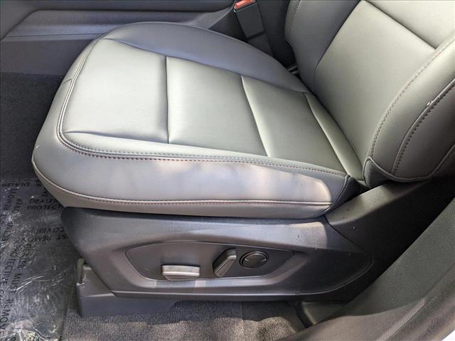 2025 Ford Explorer photo 4