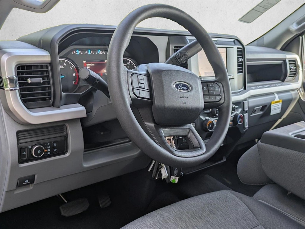 New 2026 Ford F-350 XL Truck Crew Cab
