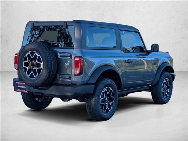 2025 Ford Bronco Base photo 2