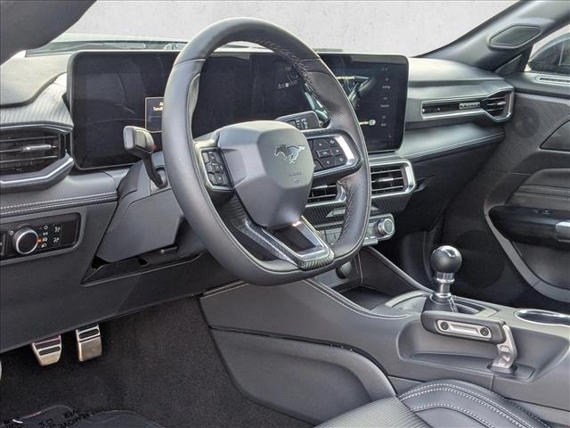 2025 Ford Mustang GT Premium photo 3
