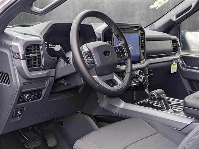 2025 Ford F-150 XLT photo 3