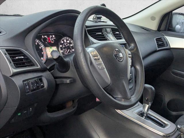 2013 Nissan Sentra SV photo 2